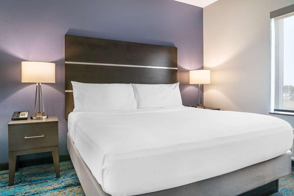 Comfort Inn & Suites Adrian Phòng bức ảnh
