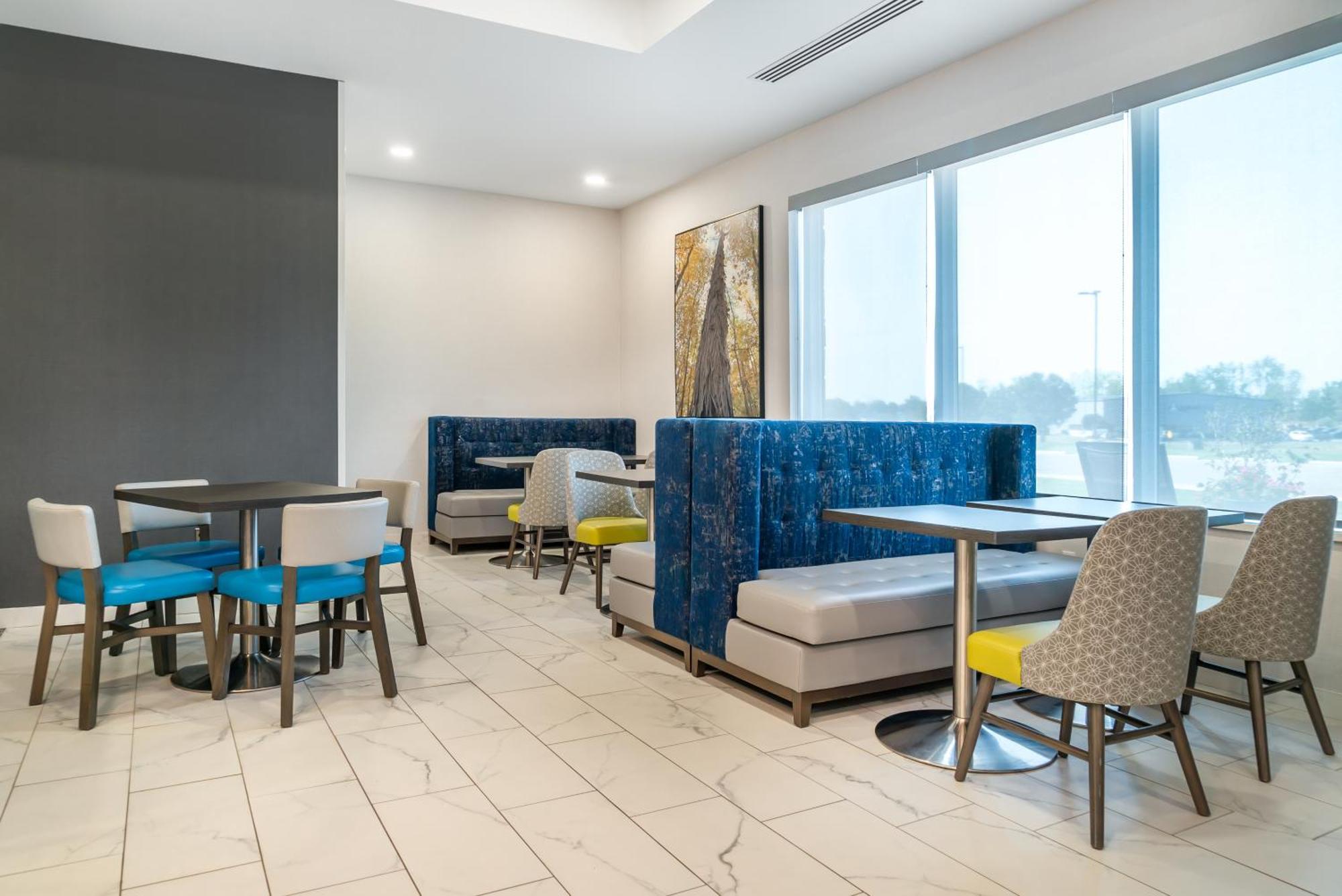 Comfort Inn & Suites Adrian Ngoại thất bức ảnh